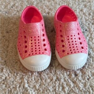 Kids Pink Glitter Native Shoes